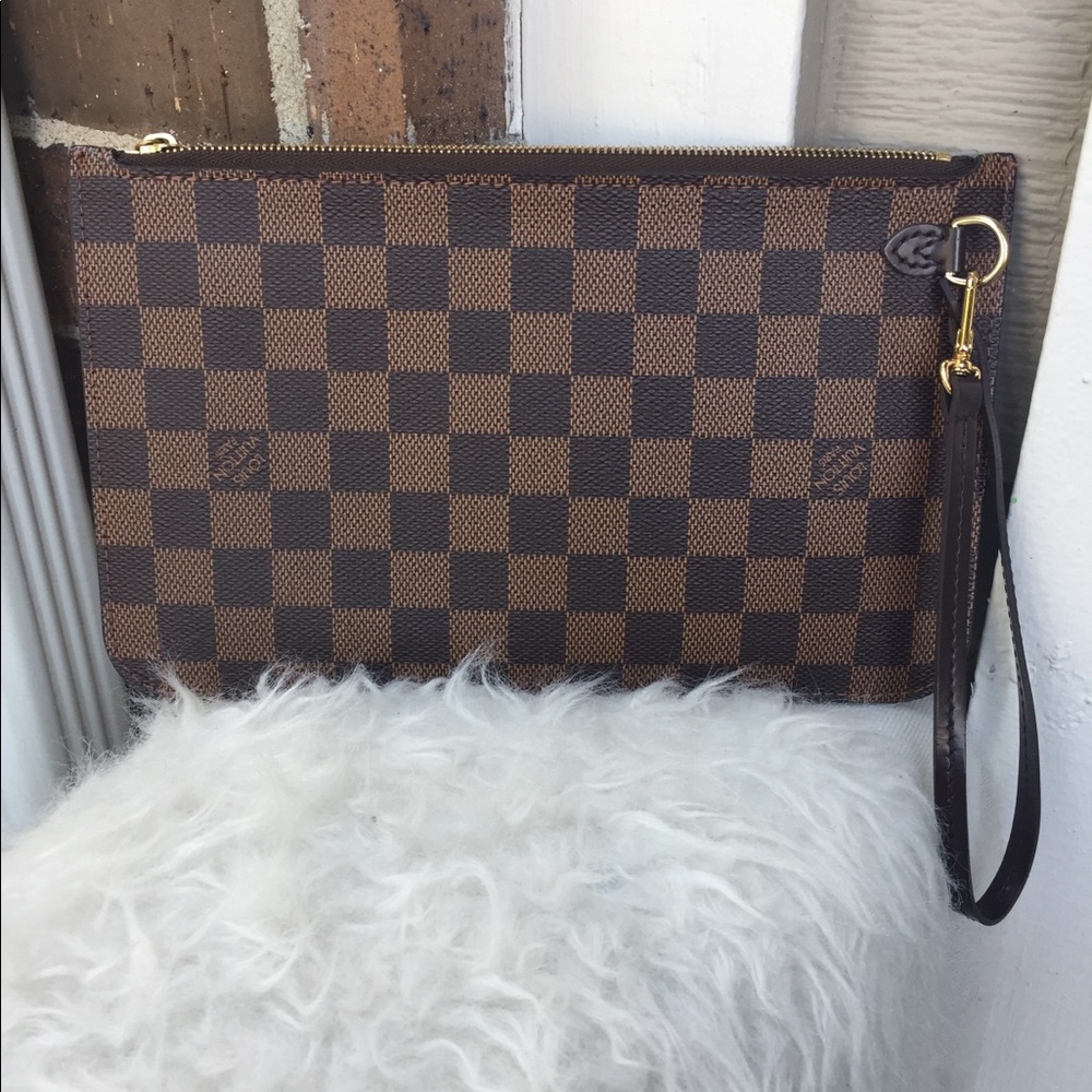 SOLD Louis Vuitton Damier Ebene Pouch